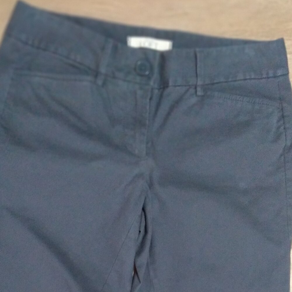LOFT Marisa Cropped Pants - Picture 3 of 9